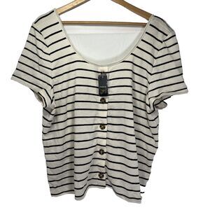 NWT Torrid Womens Shirt Size 3 Black White Stripe Button Front Top 3XL Sweater
